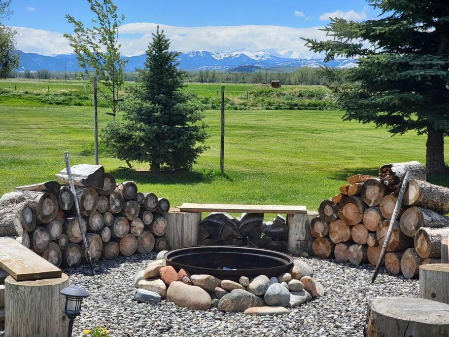 Mountain View Home On 2 Acres Μπόουζμαν Εξωτερικό φωτογραφία
